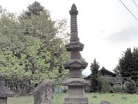 龍岸寺（石塔）