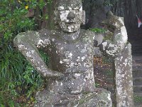 霧島岑神社の仁王像３