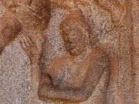 DSC 0603  ドゥルガー、自分の手首を切って布施する信者 7世紀後半