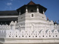 仏歯寺